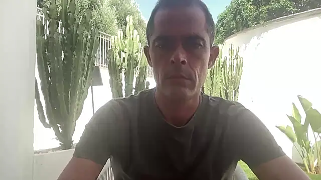 Snapshot of Riccardo86xx chatting on July 21, 2026, 1:12 pm Riccardo86xx online show from July 21, 2026, 1:12 pm