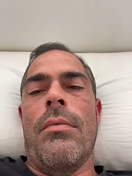 Riccardo86xx online show from May 1, 2026, 1:38 pm