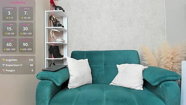 Snapshot of paolarey chatting on February 12, 2025, 2:43 pm paolarey online show from February 12, 2025, 2:43 pm