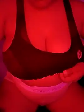 Snapshot of PlacerTallaXXX chatting on April 30, 2026, 3:35 am PlacerTallaXXX online show from April 30, 2026, 3:35 am