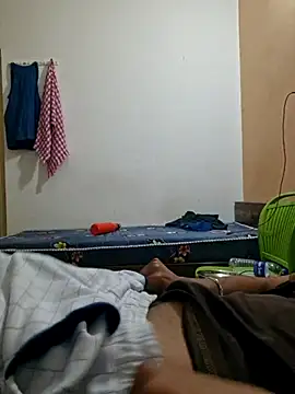Snapshot of kangaroo_man1 chatting on April 29, 2026, 6:25 pm kangaroo man1 online show from April 29, 2026, 6:25 pm