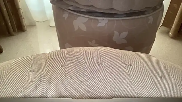 Snapshot of henrybull007 chatting on June 22, 2026, 6:32 am henrybull007 online show from June 22, 2026, 6:32 am