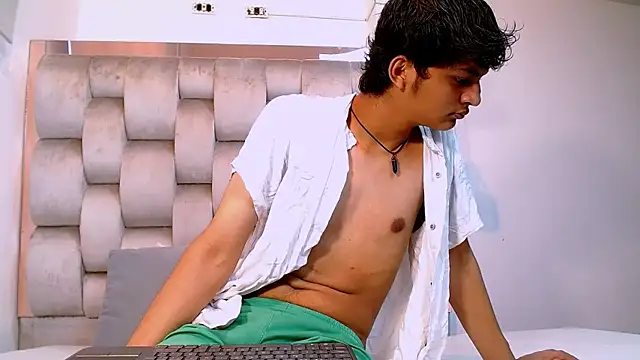 SahirCharm online show from May 30, 2026, 11:38 am