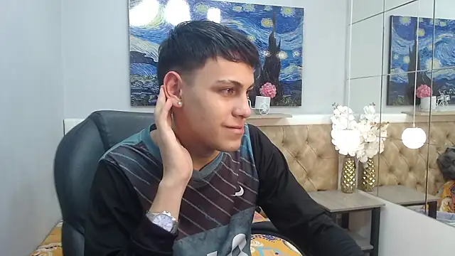 Ethanx18  online show from May 29, 2026, 3:01 am