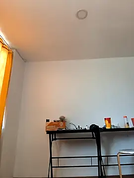 erikthor online show from May 12, 2026, 7:31 pm