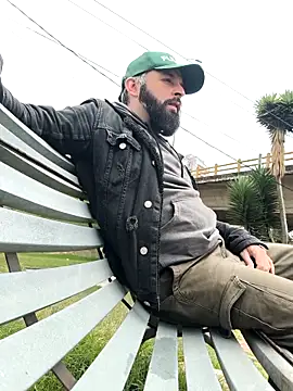 erikthor online show from May 11, 2026, 4:04 pm