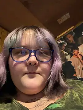 purelydivine online show from May 14, 2026, 1:46 am