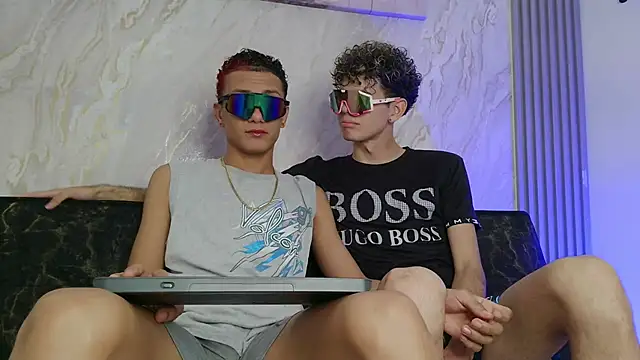 KING BOYS2026 online show from May 21, 2026, 1:36 am
