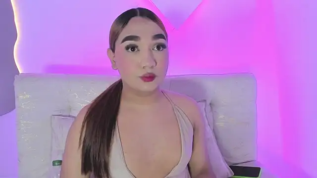 Snapshot of LiaCampbell_ chatting on July 2, 2026, 9:10 pm LiaCampbell online show from July 2, 2026, 9:10 pm