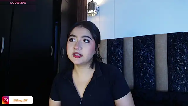sweet dollLilith online show from May 7, 2026, 1:14 pm