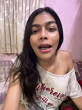 Mayra xx online show from May 4, 2026, 4:10 pm