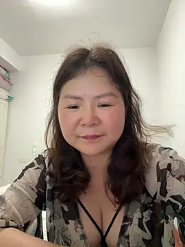 Snapshot of linda51863 chatting on May 21, 2026, 12:13 pm linda51863 online show from May 21, 2026, 12:13 pm