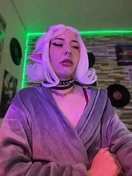 BlueElyxra online show from May 16, 2026, 4:44 am