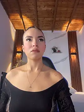 catalina lafer online show from June 3, 2026, 1:12 pm