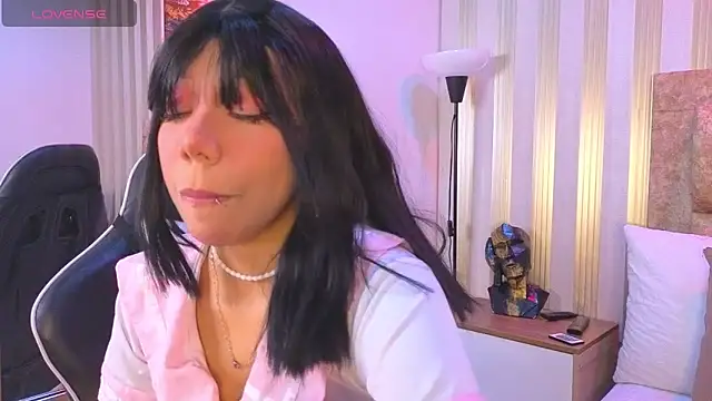 Snapshot of lilith_pink__ chatting on May 14, 2026, 3:58 am lilith pink online show from May 14, 2026, 3:58 am