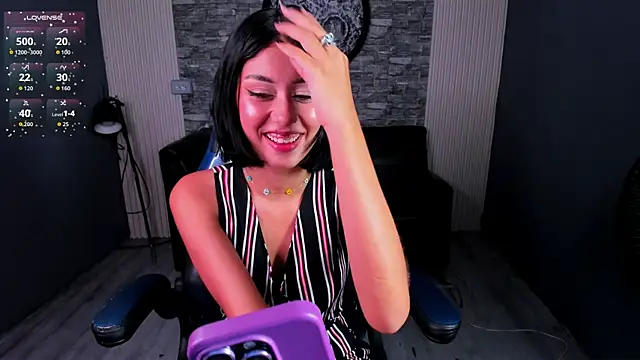 gemma 19  online show from June 30, 2026, 8:09 pm