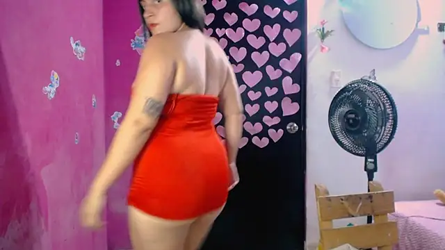 Snapshot of Kiara_tits chatting on May 17, 2026, 1:16 am Kiara tits online show from May 17, 2026, 1:16 am