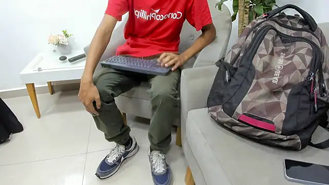 Snapshot of Zane_Belville chatting on June 19, 2026, 11:05 am Zane Belville online show from June 19, 2026, 11:05 am