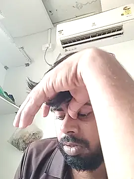 Rohit657600 online show from June 14, 2026, 5:08 am