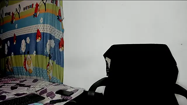 Snapshot of Vannellope_vladimir chatting on June 9, 2026, 3:13 pm Vannellope vladimir online show from June 9, 2026, 3:13 pm