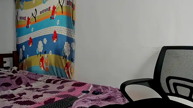 Snapshot of Vannellope_vladimir chatting on May 7, 2026, 2:31 pm Vannellope vladimir online show from May 7, 2026, 2:31 pm