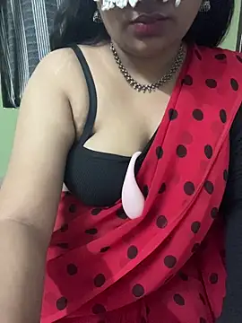 Snapshot of Tamil_Azhagie chatting on May 23, 2026, 2:16 pm Tamil Azhagie online show from May 23, 2026, 2:16 pm