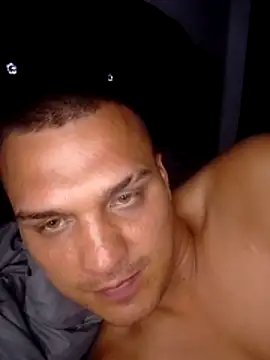 Snapshot of Marvic_men chatting on May 3, 2026, 3:33 am Marvic men online show from May 3, 2026, 3:33 am