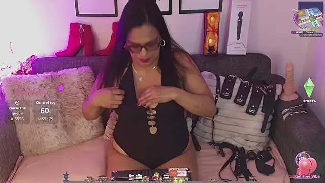 Snapshot of Angelabrowm chatting on June 5, 2026, 3:44 am Angelabrowm online show from June 5, 2026, 3:44 am