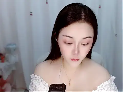 Snapshot of Amy-cnbaby chatting on June 7, 2026, 1:33 am Amy-cnbaby online show from June 7, 2026, 1:33 am