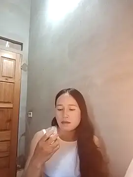 Snapshot of Nana-bibi chatting on May 4, 2026, 5:33 am Nana-bibi online show from May 4, 2026, 5:33 am