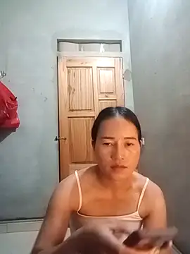 Snapshot of Nana-bibi chatting on May 6, 2026, 5:22 am Nana-bibi online show from May 6, 2026, 5:22 am
