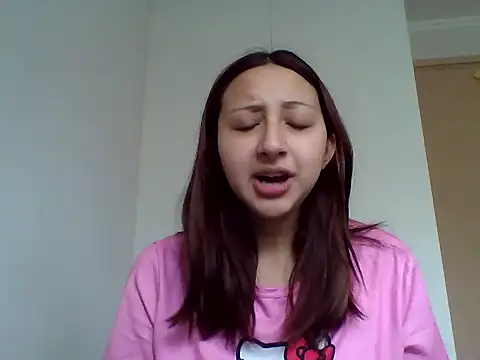 Snapshot of 010874 chatting on May 21, 2026, 5:21 pm 010874 online show from May 21, 2026, 5:21 pm