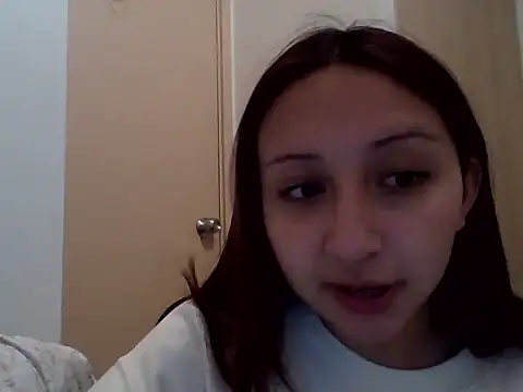 Snapshot of 010874 chatting on May 31, 2026, 5:35 am 010874 online show from May 31, 2026, 5:35 am