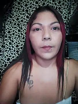 Snapshot of divafina chatting on May 6, 2026, 5:44 am divafina online show from May 6, 2026, 5:44 am