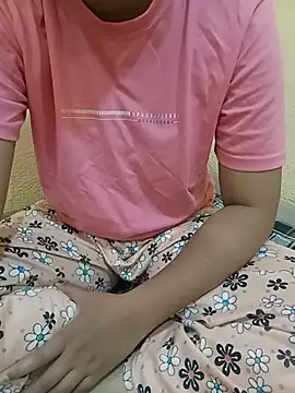 Snapshot of Seema_yadav01 chatting on June 4, 2026, 5:34 am Seema yadav01 online show from June 4, 2026, 5:34 am