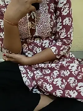 Seema yadav01 online show from June 21, 2026, 5:13 am