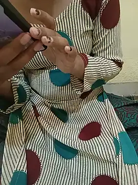 Seema yadav01 online show from July 4, 2026, 5:36 am