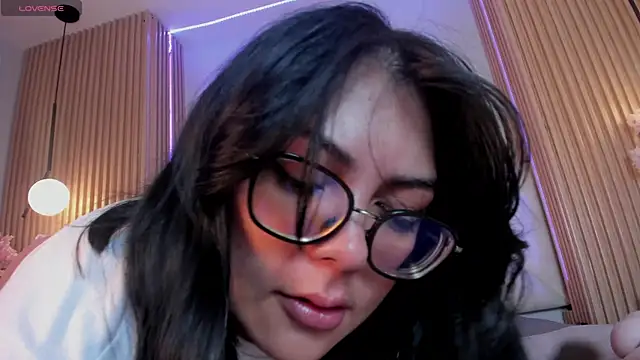 Paulina bennet online show from July 1, 2026, 12:38 pm