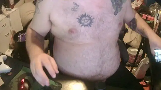 Snapshot of hunter_lust97 chatting on June 17, 2026, 5:45 pm hunter lust97 online show from June 17, 2026, 5:45 pm