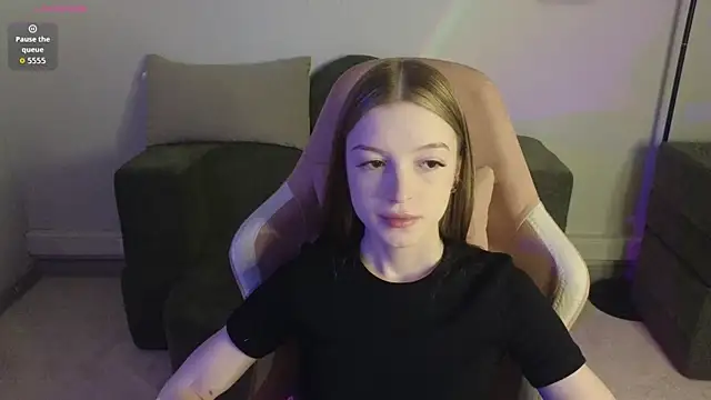 Eva Th0mpson online show from June 10, 2026, 1:29 am