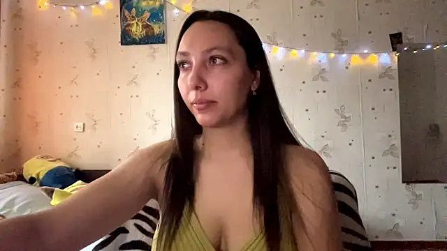 SheeringGape online show from June 7, 2026, 1:22 am