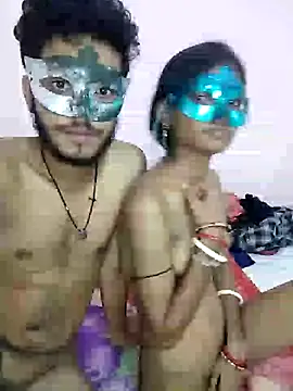 Snapshot of husband_wife_12 chatting on June 14, 2026, 5:25 pm husband wife 12 online show from June 14, 2026, 5:25 pm