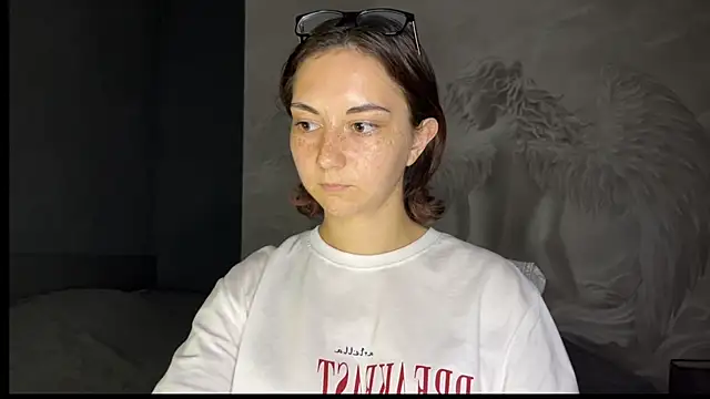 Snapshot of Amalia_Lambert_13 chatting on June 30, 2026, 8:20 pm Amalia Lambert 13 online show from June 30, 2026, 8:20 pm