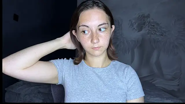 Snapshot of Amalia_Lambert_13 chatting on August 7, 2026, 7:20 pm Amalia Lambert 13 online show from August 7, 2026, 7:20 pm