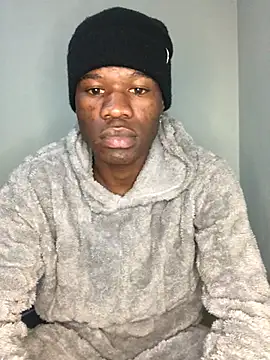 Snapshot of thandolezwe1 chatting on July 1, 2026, 9:15 pm thandolezwe1 online show from July 1, 2026, 9:15 pm