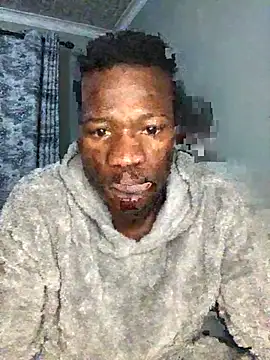 Snapshot of thandolezwe1 chatting on July 25, 2026, 10:05 pm thandolezwe1 online show from July 25, 2026, 10:05 pm