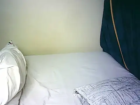 lovvelyheers online show from June 19, 2026, 3:45 am