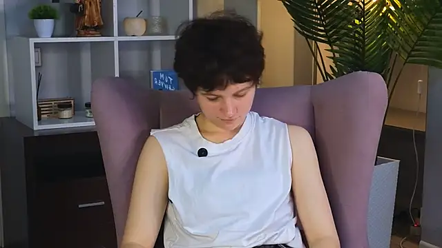 ImogeneSalemo online show from May 5, 2026, 8:50 am
