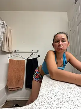 Baybeecakes online show from May 4, 2026, 4:27 am