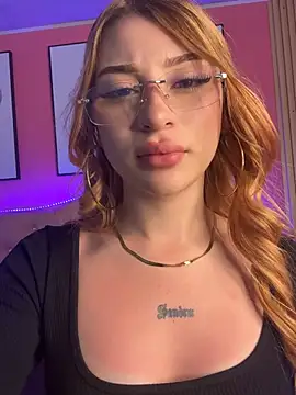 Jessy Queen online show from June 2, 2026, 7:36 pm